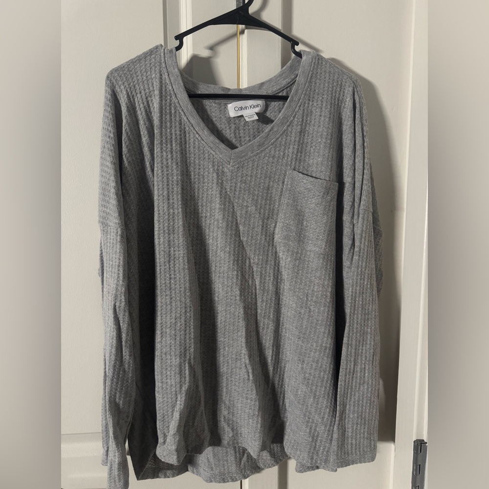 Calvin Klein Gray Long Sleeve Sweater